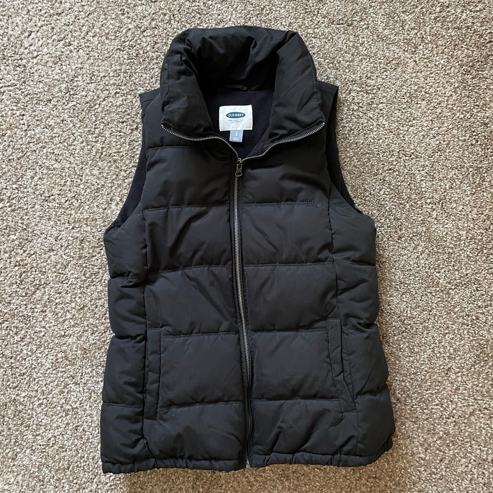 Black Old Navy Puffer Vest Size Small